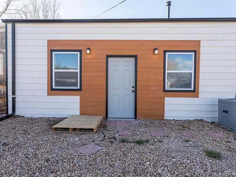 6446 Monaco St #B — Photo 13