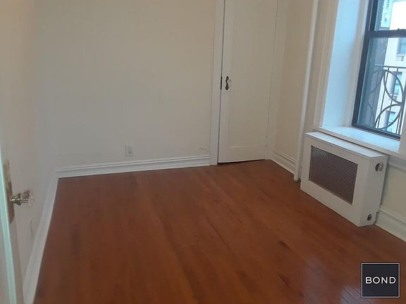 5th image of 450 E 85th St APT 5E