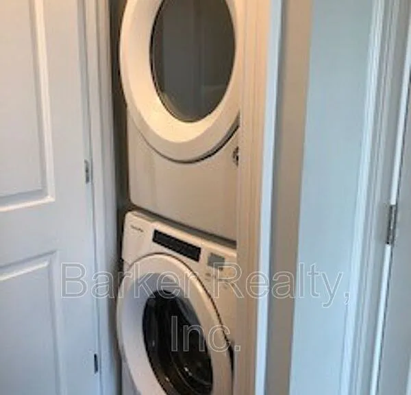 414 S White St #309 — Photo 10