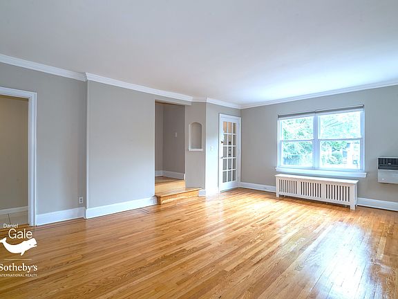 2nd image of 6752 Kessel St