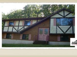 1 Navajo Dr, Auburn, PA 17922