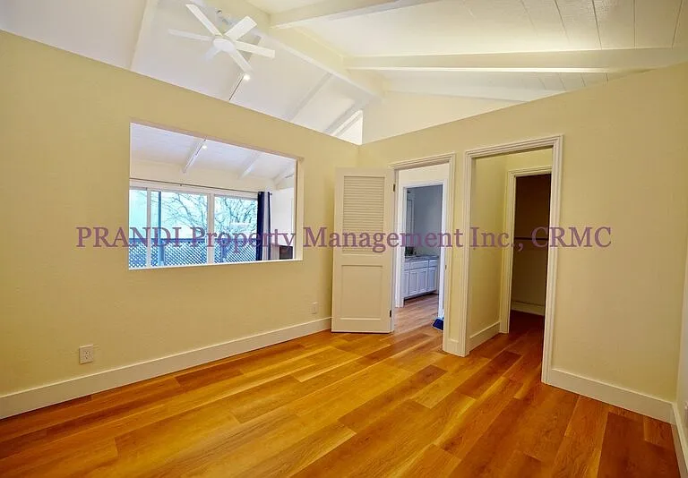 126 Hawthorne Ave #A — Photo 7