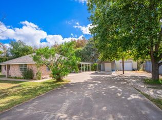 166 Lakeview, Kerrville, TX 78028
