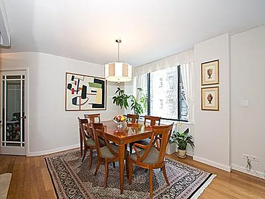 Sold by Fenwick Keats Real Estate | media 20