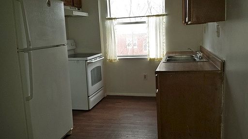 5th image of 566 Glenwood Ave APT 36
