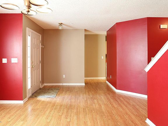 5th image of 14477 Woodfield Cir S