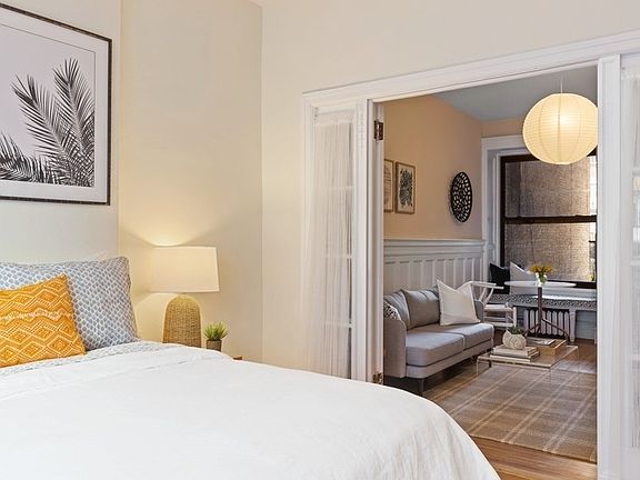4th image of 44 W 96th St APT 2B