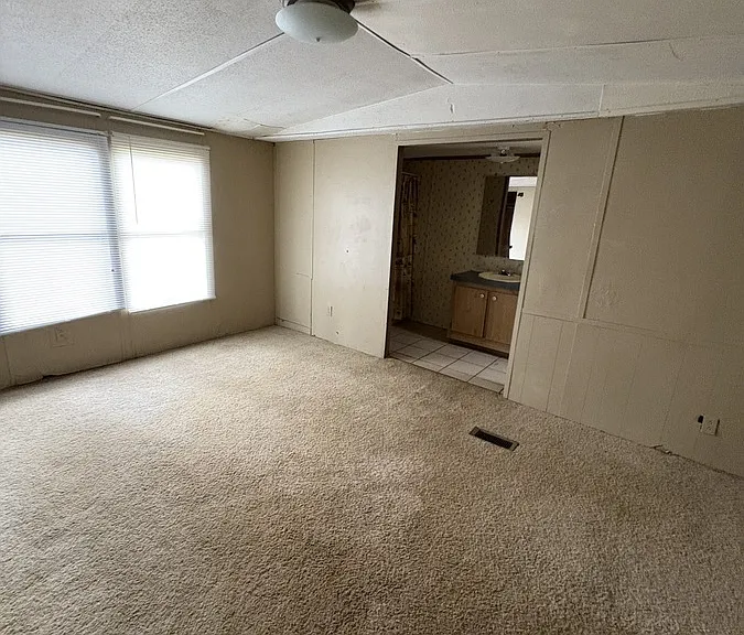 475 E Robins St #107 — Photo 5