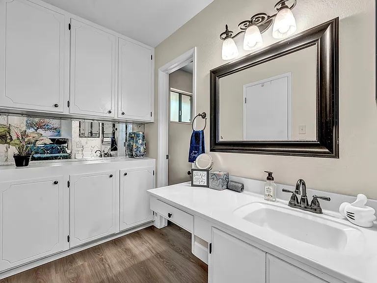 1490 Foster Dr — Photo 29