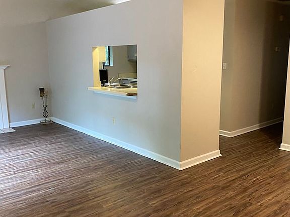5th image of 1500 Belmont Trce