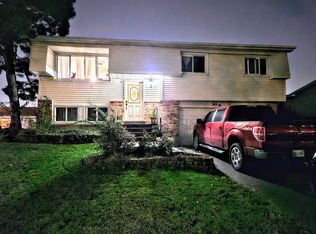 345 Appling Ln, Bolingbrook, IL 60440