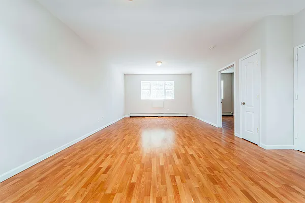 Rented by Nooklyn NYC LLC | media 10