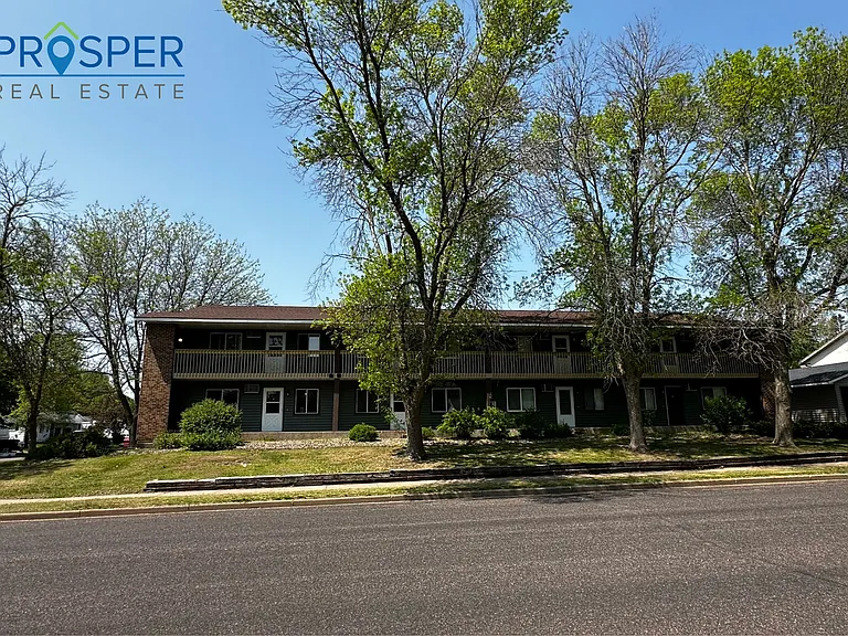 802 Macomber St — Photo 9
