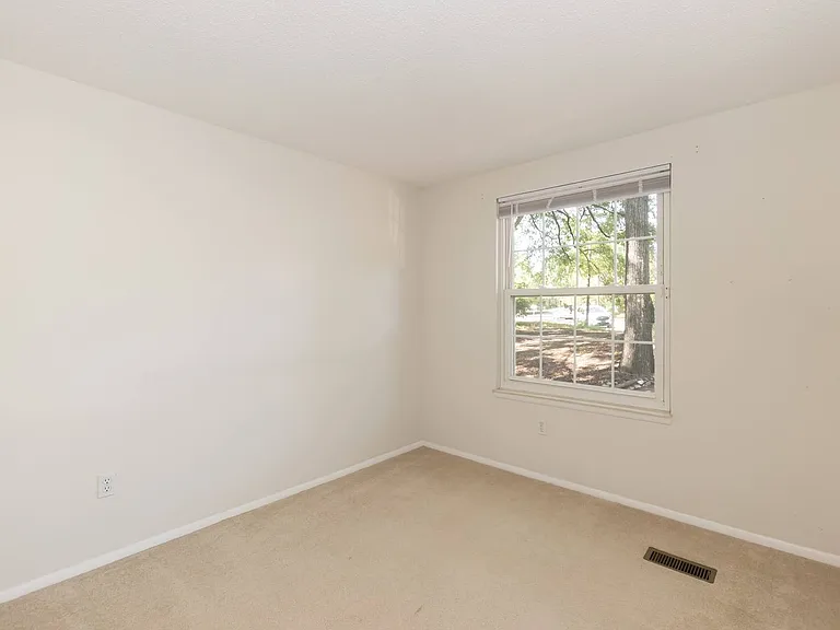 110 Smokehouse Ln — Photo 26