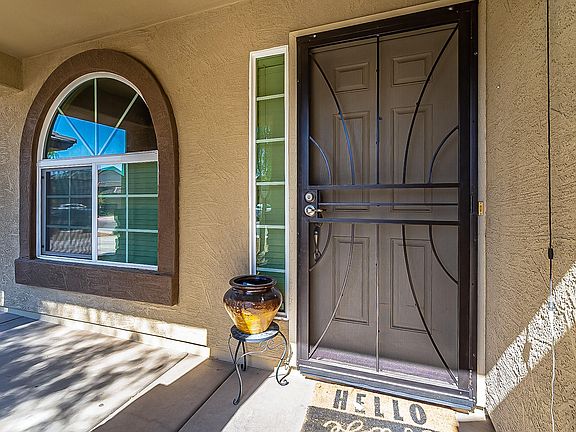 4th image of 2728 W Sunland Ave