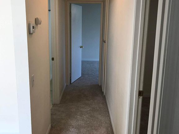5th image of 1312 Live Oak Ct