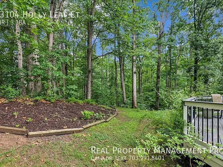 13104 Holly Leaf Ct — Photo 11