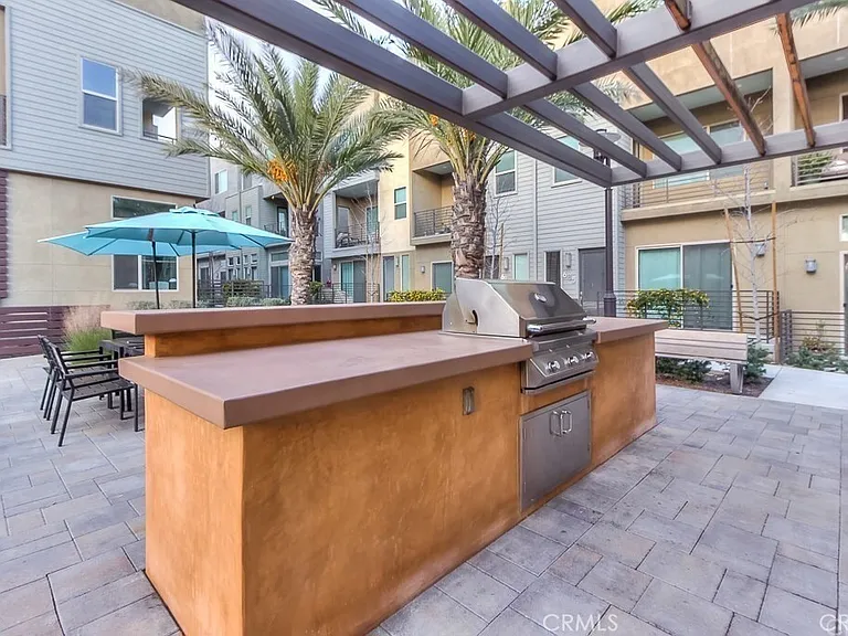 630 Chandler Walk — Photo 8