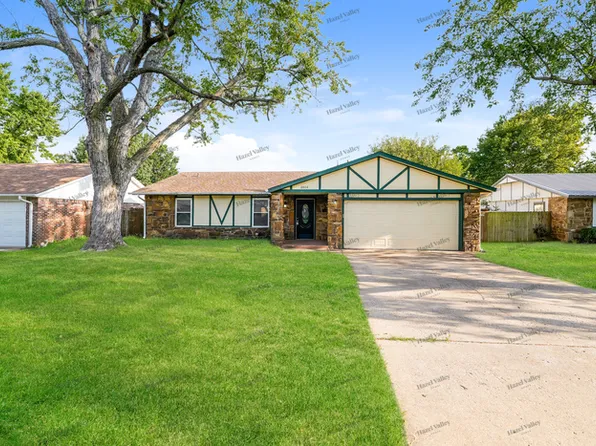 8804 E 134th St S, Bixby, OK 74008