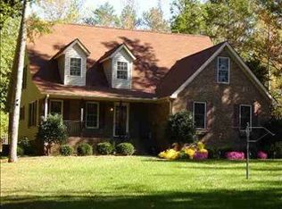 29 Birchwood Ln, Gray Court, SC 29645