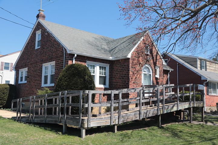 1st image of 18 Union Ave
