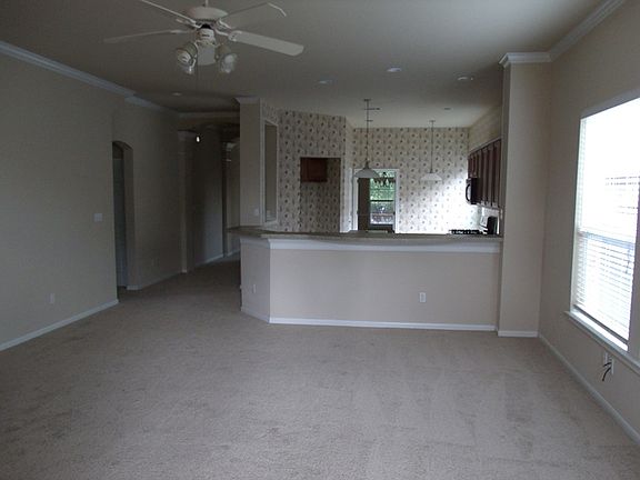 3rd image of 2008 Clegg Dr