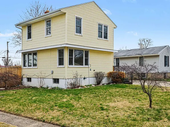 135 Guam Ave, Mishawaka, IN 46545