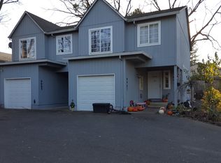 9985 SW Walnut St, Tigard, OR 97223