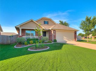 1018 Bear Mountain Dr, Norman, OK 73069