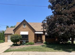 301 W Chicago St, Morton, IL