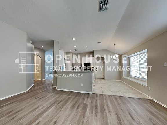 4th image of 26133 Knights Tower Dr
