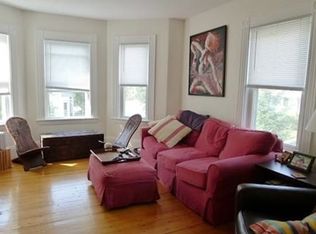 118 Fayette St, Watertown, MA 02472