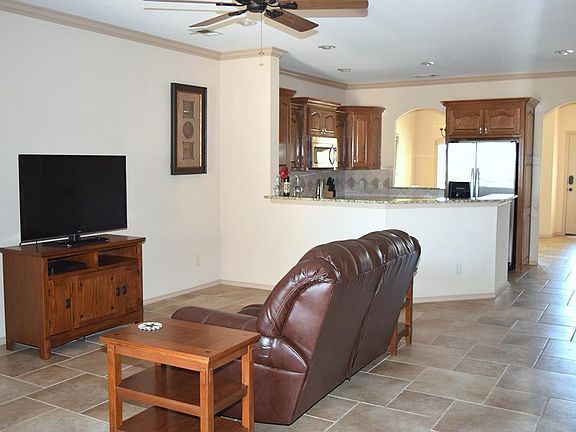2nd image of 5006 Preston Dr