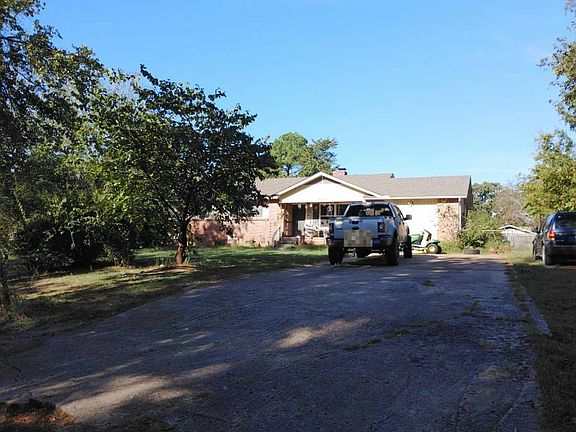 2nd image of 397 Fowler Rd
