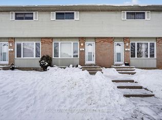 1095 Jalna Blvd #11, London, ON N6E2Y7