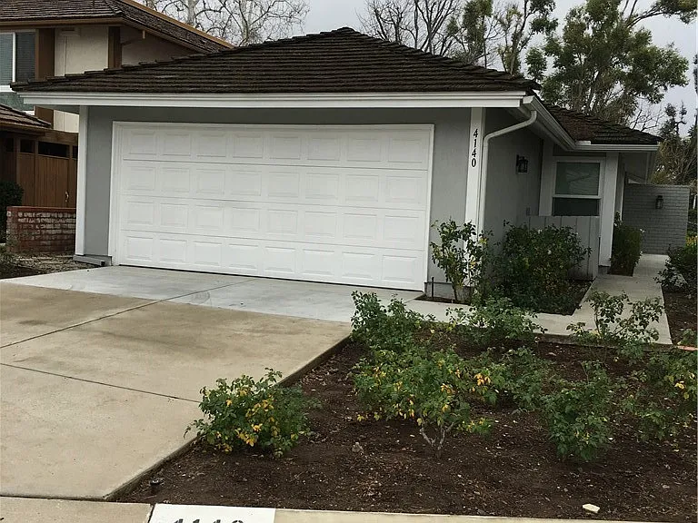 4140 Beachmeadow Ln — Photo 2