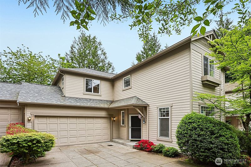 2nd image of 9834 NE 130th Place