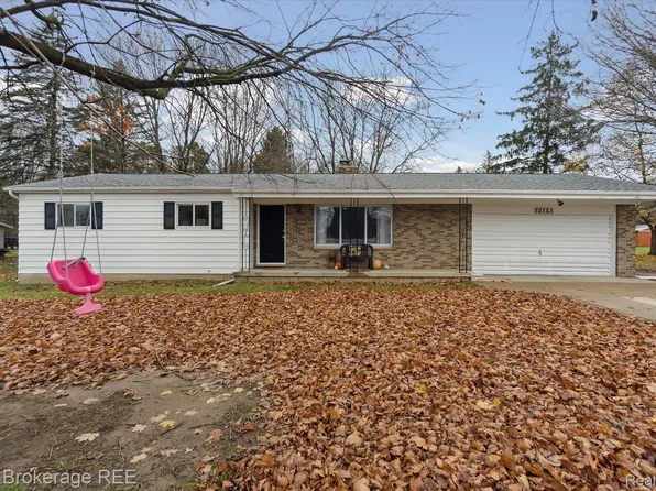 10161 E Coldwater Rd, Davison, MI 48423