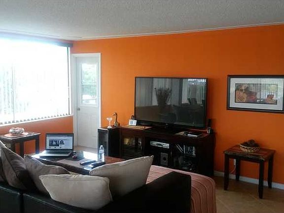 4th image of 1500 Presidential Way APT 303
