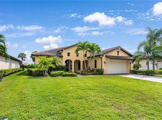 10153 Belcrest Blvd, Fort Myers, FL 33913