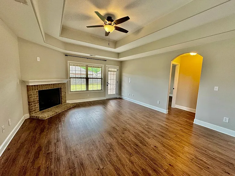 20532 Troy Ln — Photo 5