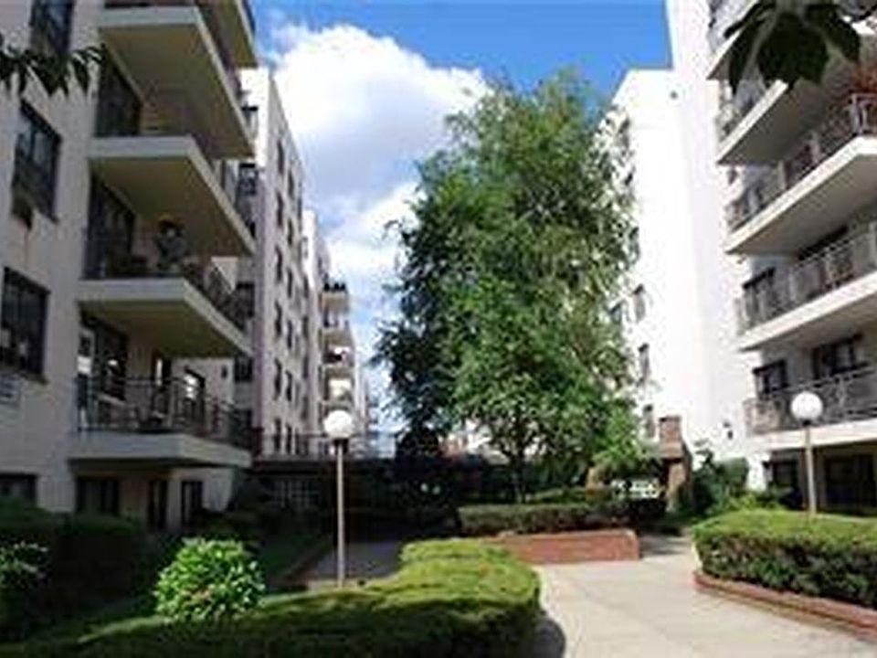1st image of 3080 Voorhies Ave APT 6F