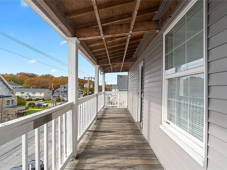 518 Privilege St #3 — Photo 2