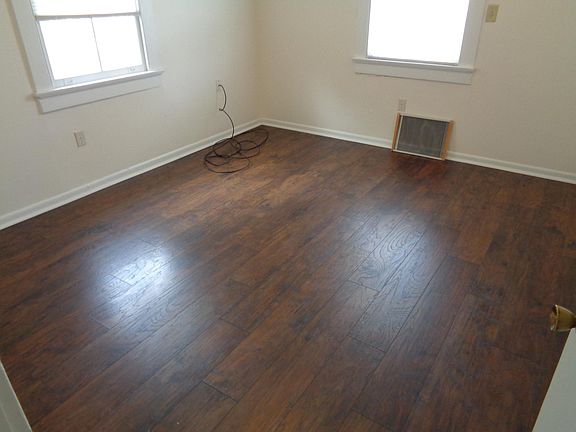 1st bedroom