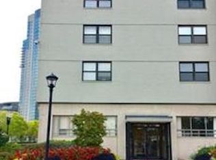 6 Whittier Pl #101, Boston, MA 02114