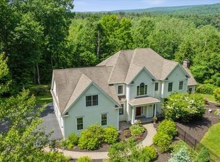 24 Holcomb Rdg, West Granby, CT 06090