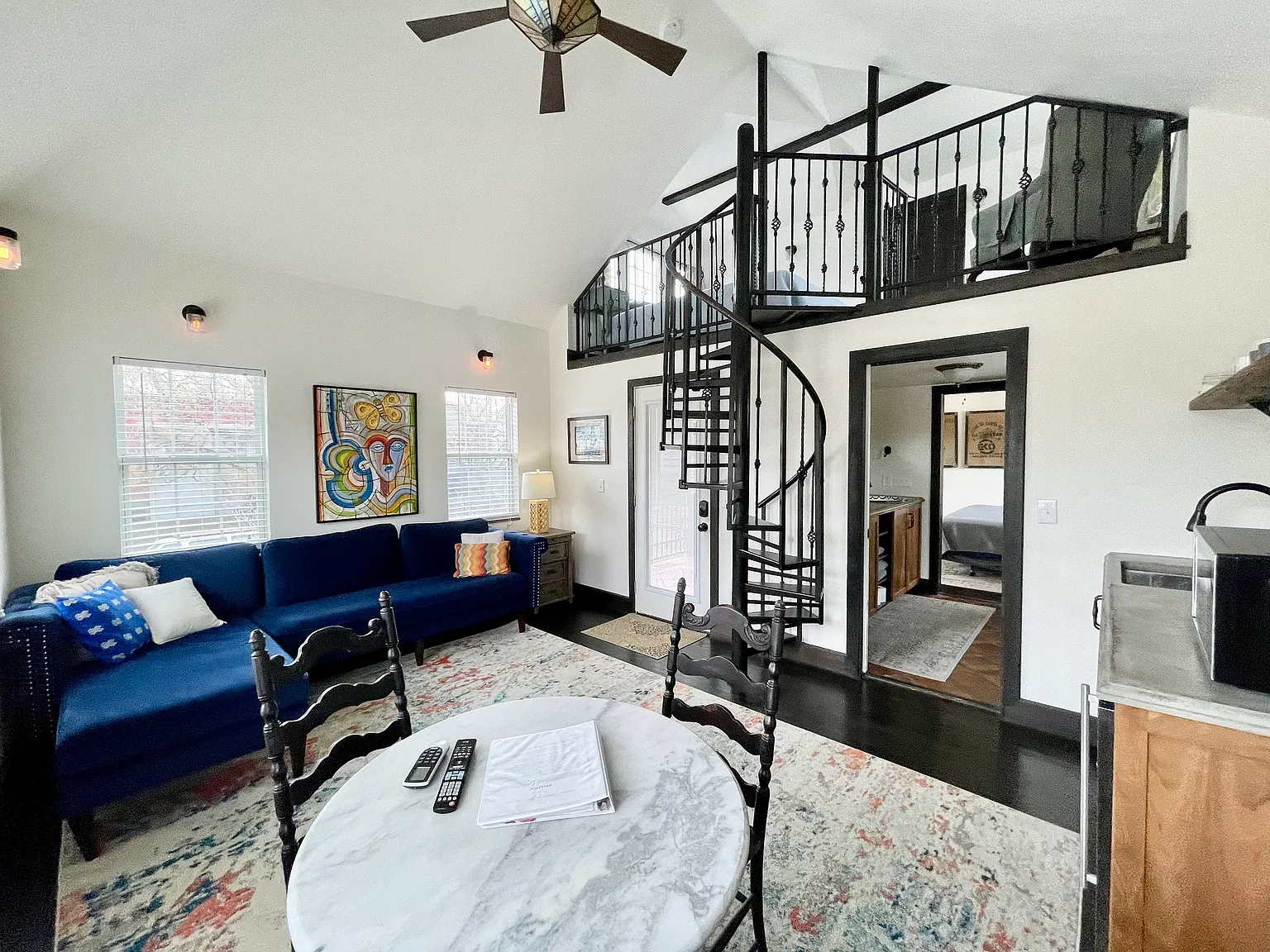 2 bed, 625 sqft, $2,250 — Photo 1