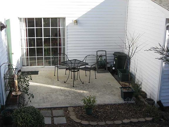 Private Back Patio
