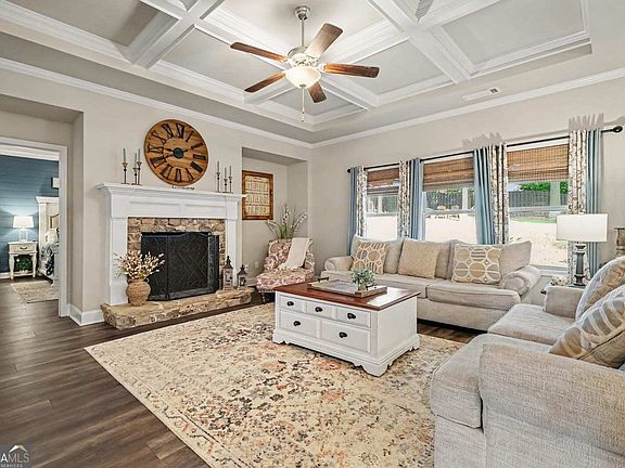 2nd image of 542 Widgeon Way