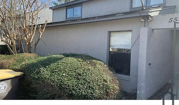 3 bed, 1210 sqft, $1,800 — Photo 3